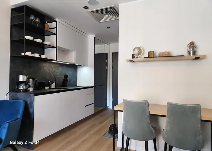 Urocze Gniazdko W Centrum Poznania Apartment *